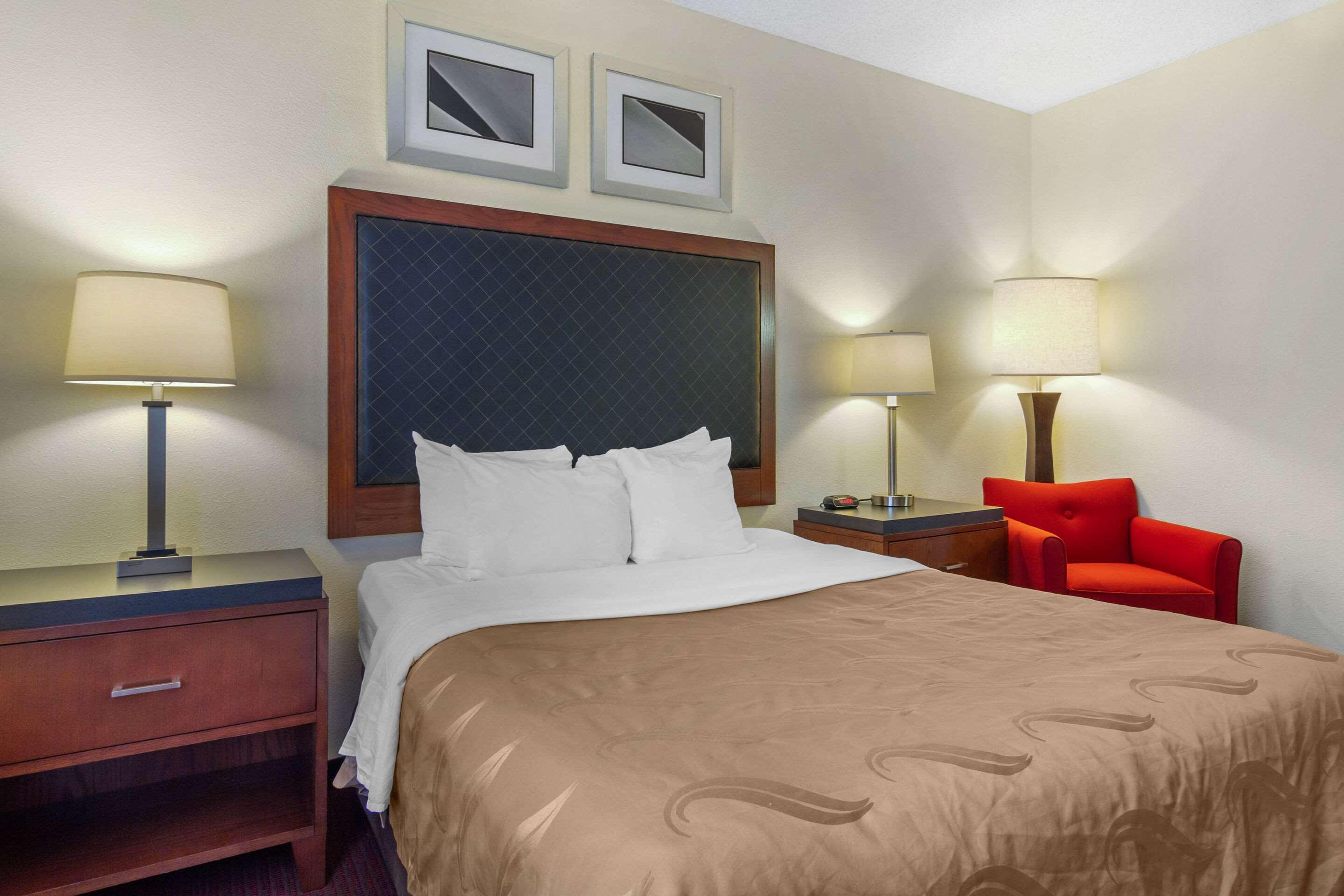 Quality Inn & Suites Lakewood - Denver Southwest Esterno foto