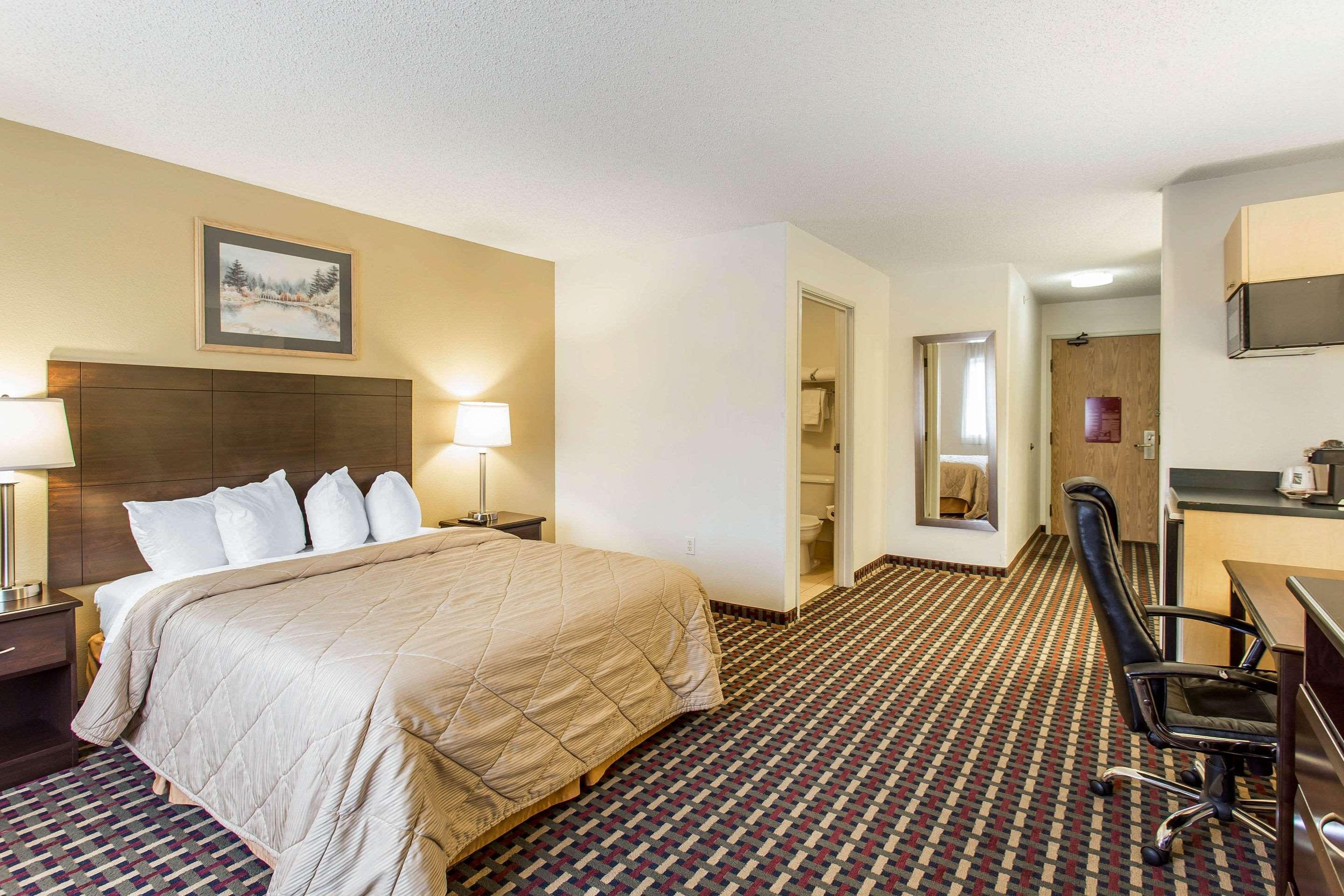 Quality Inn & Suites Lakewood - Denver Southwest Esterno foto