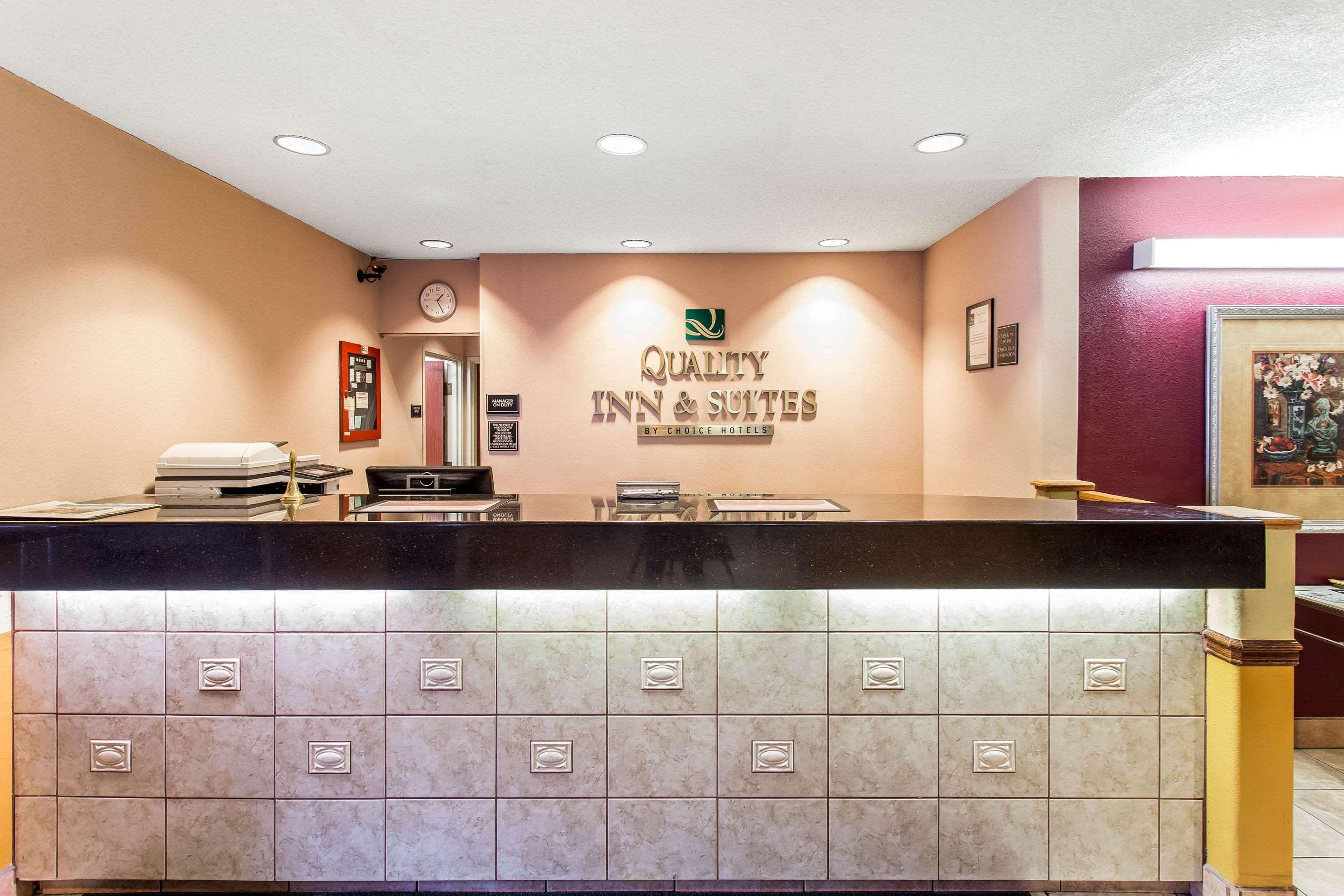 Quality Inn & Suites Lakewood - Denver Southwest Esterno foto