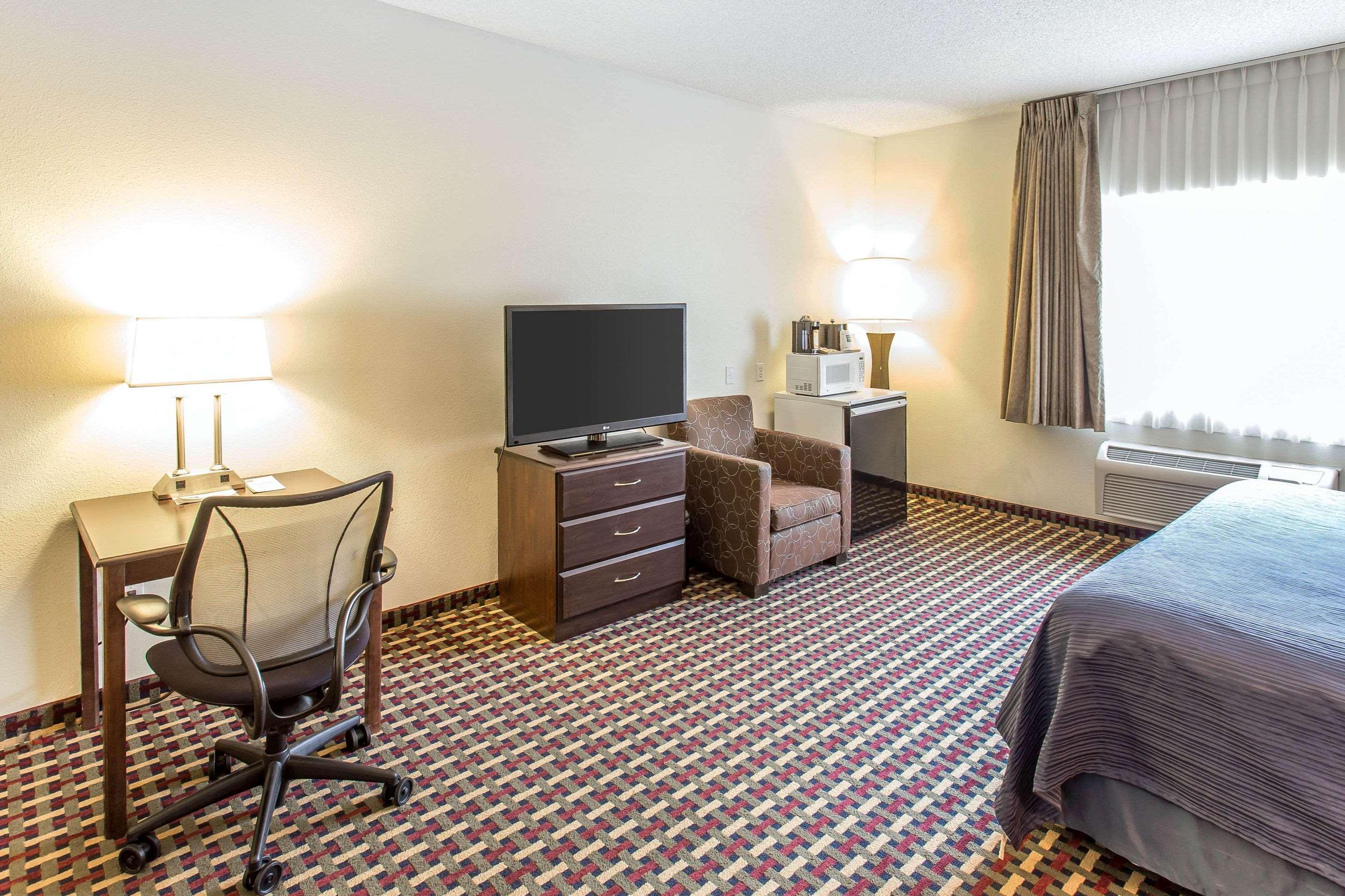 Quality Inn & Suites Lakewood - Denver Southwest Esterno foto