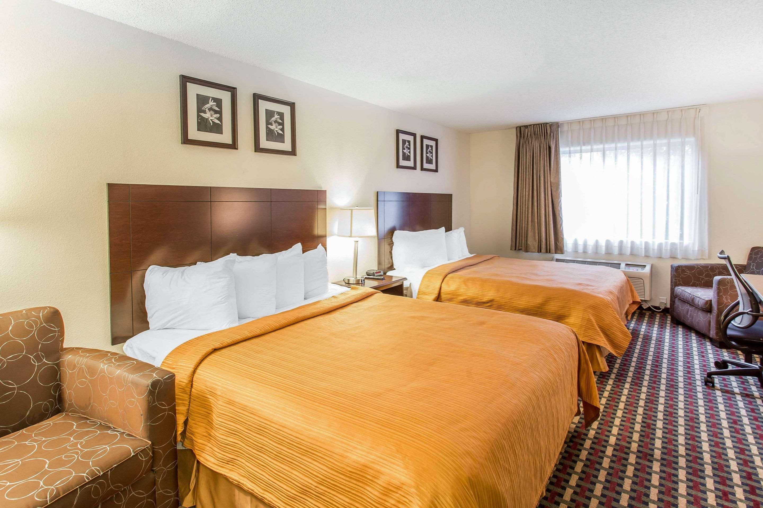 Quality Inn & Suites Lakewood - Denver Southwest Esterno foto
