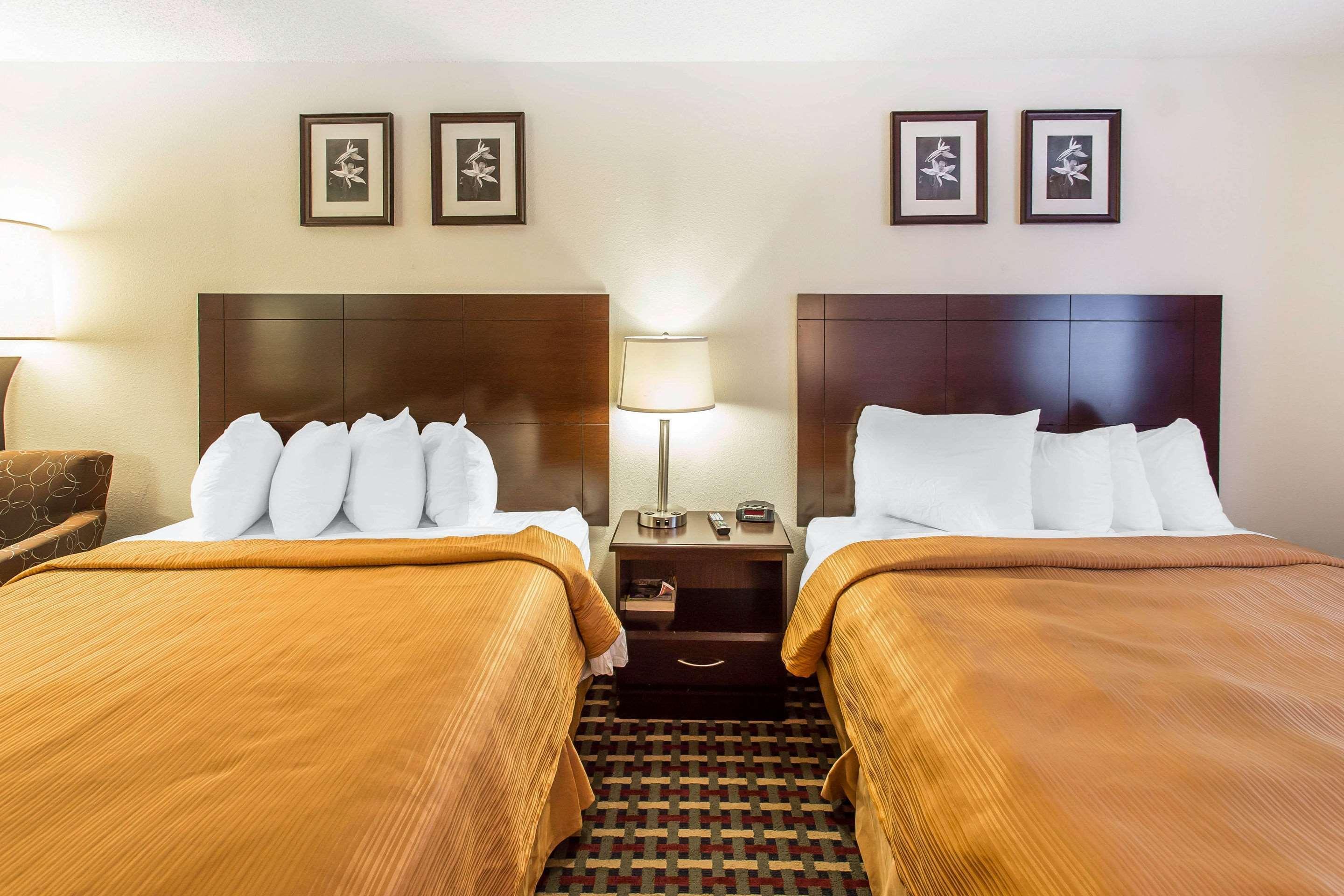 Quality Inn & Suites Lakewood - Denver Southwest Esterno foto