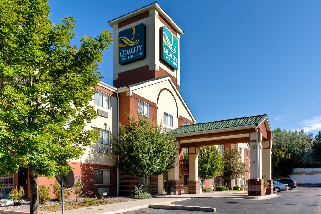 Quality Inn & Suites Lakewood - Denver Southwest Esterno foto